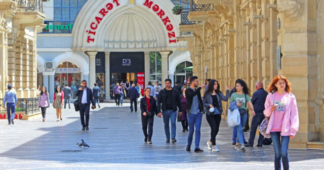 Əhalinin kəndlərdən şəhərə axını gərginlik yaradacaq – Hökumət təcili addımlar atmalıdır