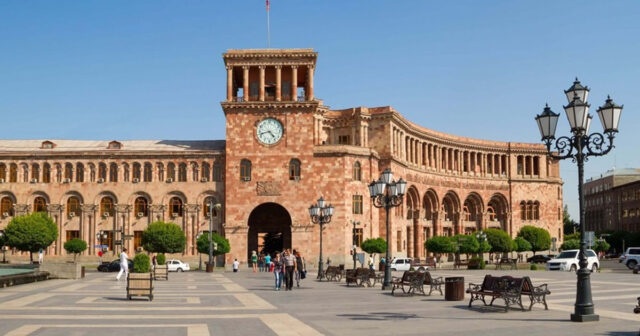 Ermənistan Qərbin Rusiyadakı “Troya atı” rolunu oynayır – ŞƏRH