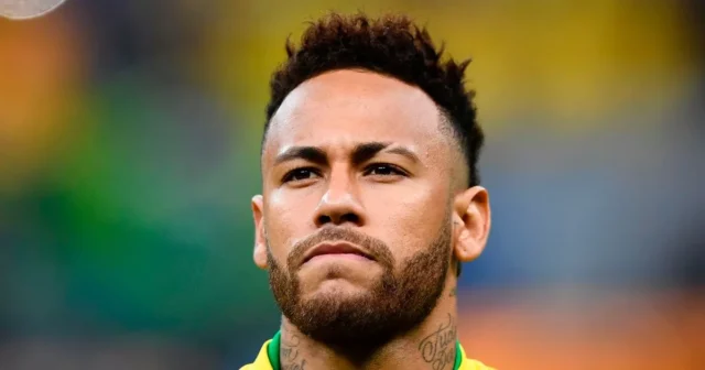 Neymar 8,4 milyona ada alır