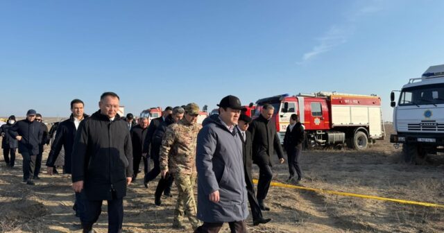 Təyyarə qəzası ilə bağlı yaradılan dövlət komissiyasının üzvləri hadisə yerindədir – FOTO