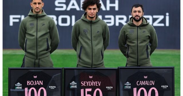 “Sabah” futbolçularını mükafatlandırıb