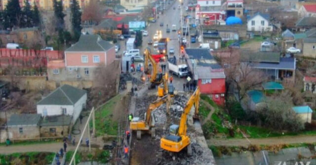 Təmirə bağlanan Saray körpüsündə son vəziyyət