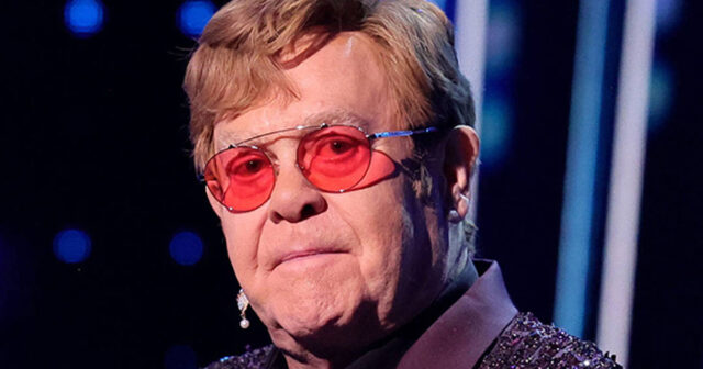 Elton Con görmə qabiliyyətini itirib