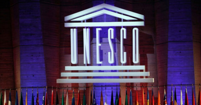 Rəsmi Moskva UNESCO-nu sərt tənqid edib