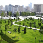 Bakıda parkda 14 yaşlı oğlan öldü