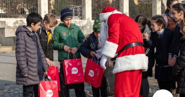 “Nar” Yeni il sevincini ucqar kəndlərdə yaşayan uşaqlarla paylaşıb