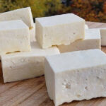 Tovuzda 4 nəfər pendirdən zəhərləndi – Yenilənib