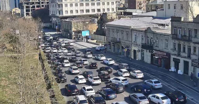 Bakıda nəqliyyat sıxlığının azaldılması üçün tədbirlər görüləcək – VİDEO