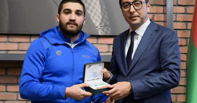 BMU tələbəsi “Azərbaycan Respublikasının İdman Ustası” dərəcəsinə layiq görülüb – FOTOLAR