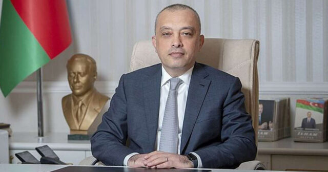 Zaur Mikayılov qudalarını vəzifədən azad etməyibmiş – FOTO