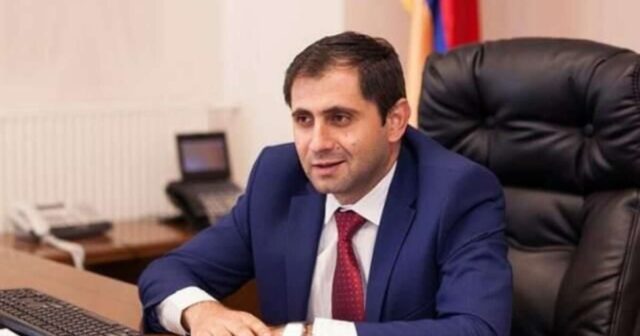 Ermənistanda nazirin müşaviri həbs edildi