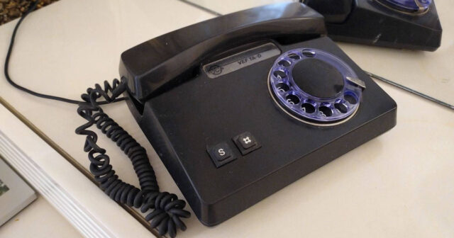 Sabit telefonlardan istifadəyə dair aylıq abunə haqqı müəyyənləşib