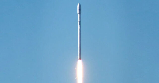 Qazaxıstan ilk meteoroloji raketinin sınaqlarını keçirəcək