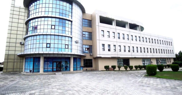 Zaqatala Rayon Mərkəzi Xəstəxanası 77 min manatlıq ofis və təsərrüfat malları alır