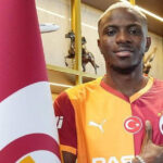 “Qalatasaray” Osimheni Türkiyə futbolu üçün rekord məbləğə alıb
