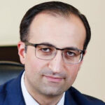 Ermənistanın keçmiş səhiyyə naziri Arsen Torosyan deputat mandatından imtina edib