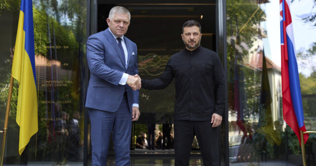 Robert Fitso: “Ukrayna konfliktinin tezliklə bitəcəyinə ümid edirəm”