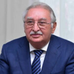 İşə çıxmıram, universiteti uşaqlar idarə edirlər – REKTOR
