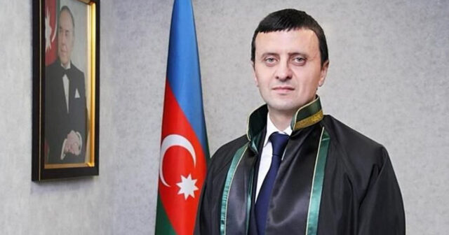 Adnan Əhmədzadənin vəkili işdən çıxarıldı
