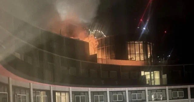 BBC-nin keçmiş binasında güclü yanğın olub