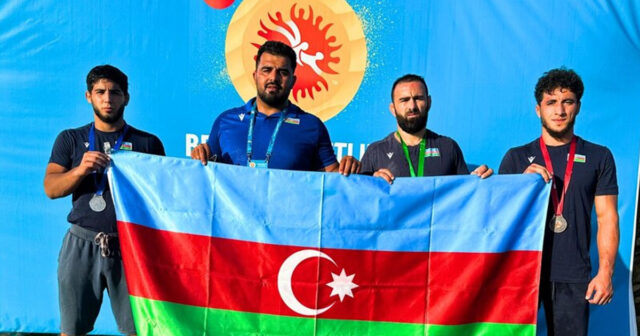 Azərbaycanın iki güləşçisi dünya çempionu oldu