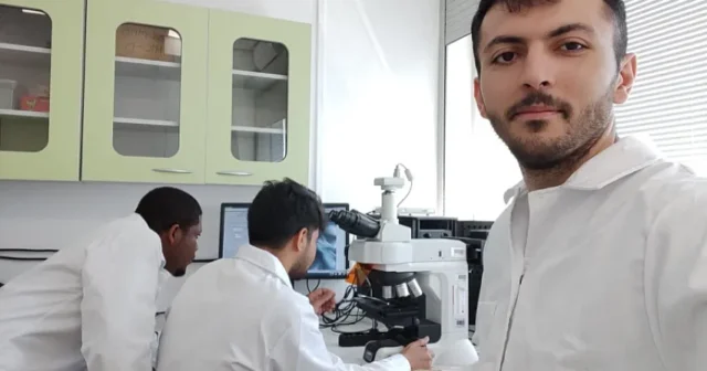 Azərbaycanlı gəncin xərçənglə bağlı elmi nailiyyəti dünyada rezonans doğurub Azərbaycanlı gəncin xərçənglə bağlı elmi nailiyyəti dünyada rezonans doğurub