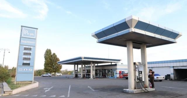 Naxçıvanda yanacaqdoldurma məntəqəsinin fəaliyyəti dayandırıldı Naxçıvanda yanacaqdoldurma məntəqəsinin fəaliyyəti dayandırıldı