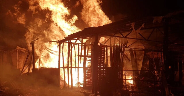 Göyçayda güclü yanğın başlayıb Göyçayda güclü yanğın başlayıb