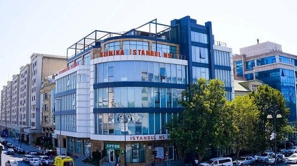 Bakıda məşhur klinikanın külli miqdarda borcu üzə çıxdı Bakıda məşhur klinikanın külli miqdarda borcu üzə çıxdı