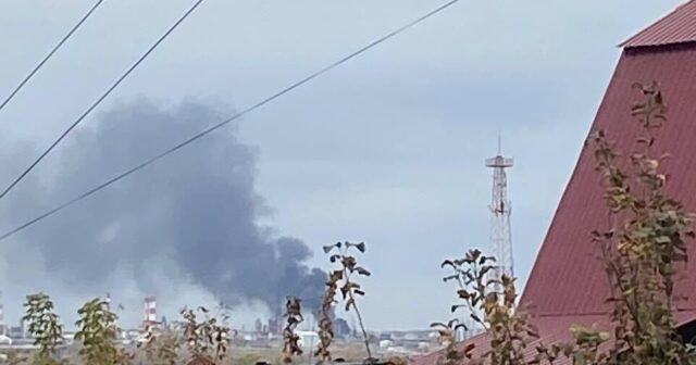 Ukrayna Ufada neft emalı zavodunu vurdu