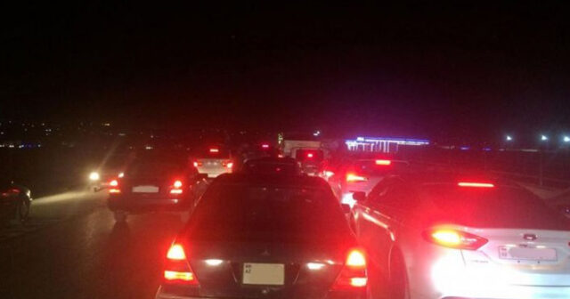 Bakı-Qazax yolu bağlanıb, kilometrlərlə tıxac yaranıb