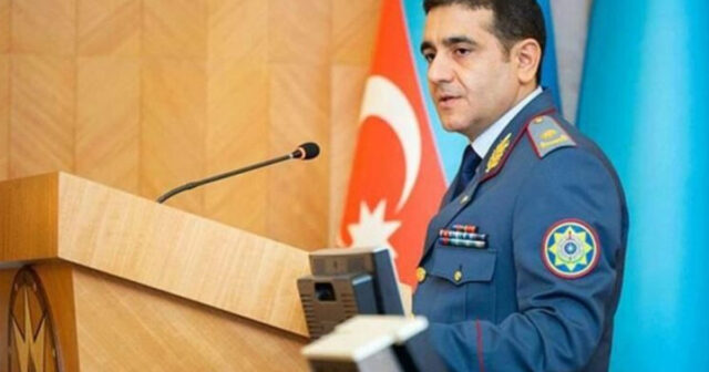 İşdən çıxarılan məşhur general: “Boynumda yırtıq olduğu üçün işdən azad edildim”