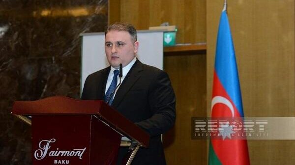 Nazir ona yüksək vəzifə verdi Nazir ona yüksək vəzifə verdi