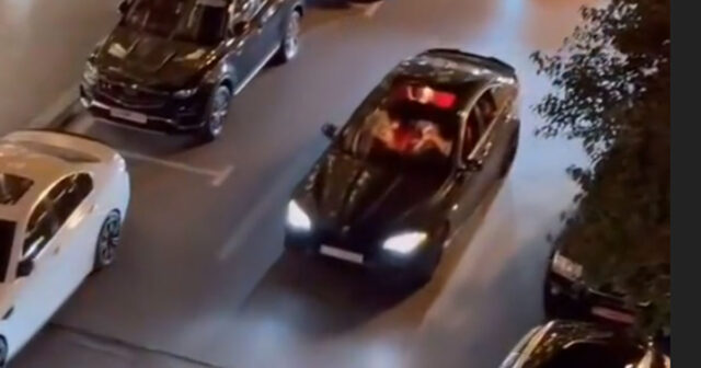 Gecə saatlarında səs-küy: sürücünün davranışı sakinləri narahat edib – VİDEO Gecə saatlarında səs-küy: sürücünün davranışı sakinləri narahat edib – VİDEO