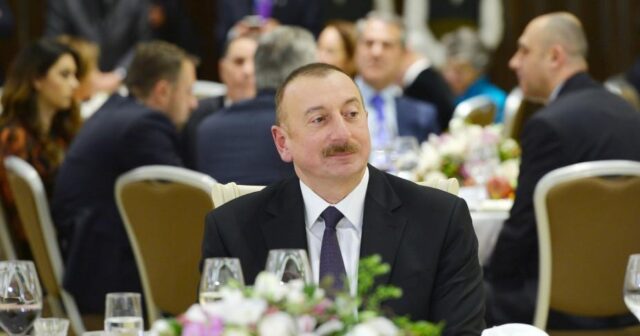 İlham Əliyev Kopenhagendə ziyafətdə – Fotolar