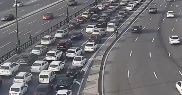 Bu səhər tıxaclı olann yollar