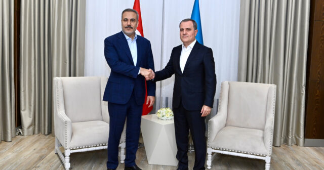 Hakan Fidan Ceyhun Bayramovla görüşdü – Foto