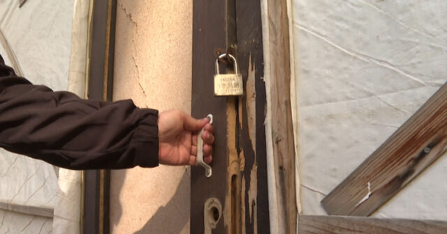 Köçkünlərin yaşadığı yaşayış kompleksinin söhbətgahı zəbt edilib – VİDEO Köçkünlərin yaşadığı yaşayış kompleksinin söhbətgahı zəbt edilib – VİDEO