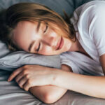 ““8 saatlıq yuxu” qaydası mifdir” – Əslində nə qədər yatmaq lazımdır ““8 saatlıq yuxu” qaydası mifdir” – Əslində nə qədər yatmaq lazımdır