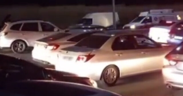 Dairəvi yolda ağır qəza oldu, tıxac yarandı – VİDEO