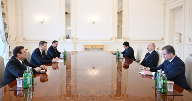 Prezident İlham Əliyev Rumıniya Parlamenti Senatının sədrini qəbul edib – FOTO Prezident İlham Əliyev Rumıniya Parlamenti Senatının sədrini qəbul edib – FOTO