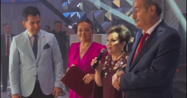 Atası Afaq Bəşirqızını “təbrik etdi” – VİDEO