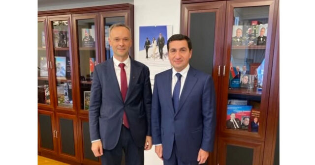 Hikmət Hacıyev Litva səfiri ilə ikitərəfli münasibətləri müzakirə edib