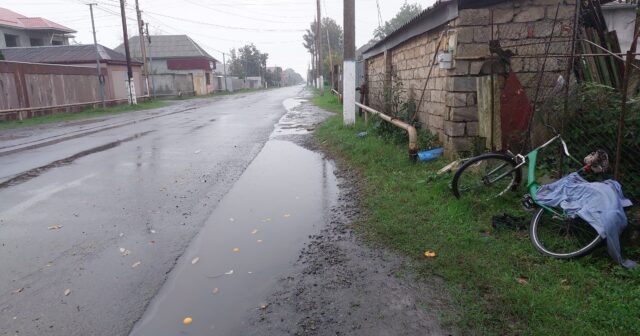 Azyaşlı sükan arxasına keçdi, 61 yaşlı velosipedçini vurdu – FOTOLAR Azyaşlı sükan arxasına keçdi, 61 yaşlı velosipedçini vurdu – FOTOLAR