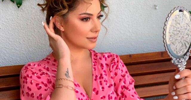 Ayan Babakişiyeva hicablı paylaşımı ilə izləyiciləri təəccübləndirdi – VİDEO Ayan Babakişiyeva hicablı paylaşımı ilə izləyiciləri təəccübləndirdi – VİDEO