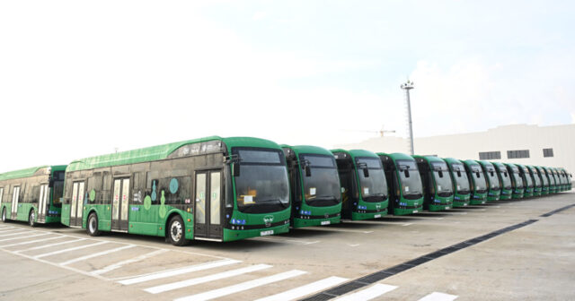 Yeni alınan elektrik avtobusları yolda qalır – Sərnişinlər kütləvi narazıdır Yeni alınan elektrik avtobusları yolda qalır – Sərnişinlər kütləvi narazıdır