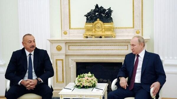 İlham Əliyevlə Putinin təkbətək görüşü başladı – Video