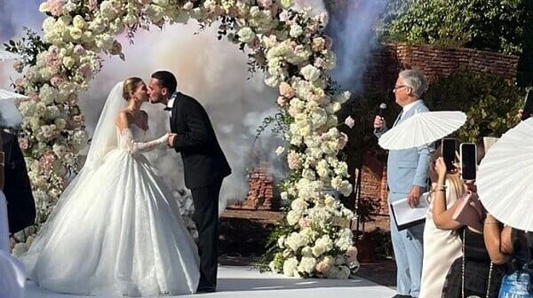 Heysenin qardaşının ailə qurduğu xanım bu məşhurun qızıdır – Foto