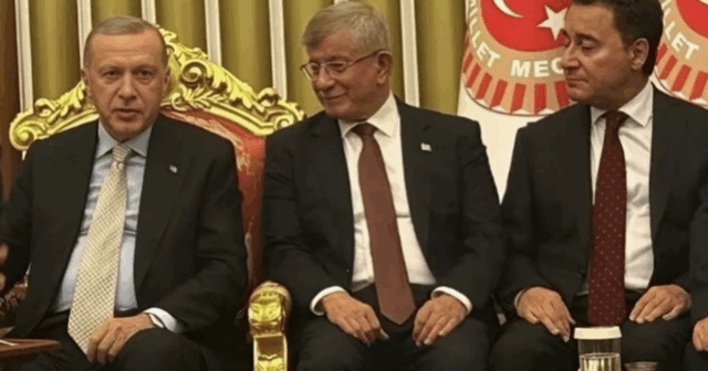 Ərdoğan uzun illər sonra Davudoğlu və Babacanla bir arada