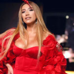 Röya Ayxan: “Bütün ayrılıqları qaldıra biləcək çiynim və gücüm var – bir tək ömürlük ayrılıqdan başqa” Röya Ayxan: “Bütün ayrılıqları qaldıra biləcək çiynim və gücüm var – bir tək ömürlük ayrılıqdan başqa”